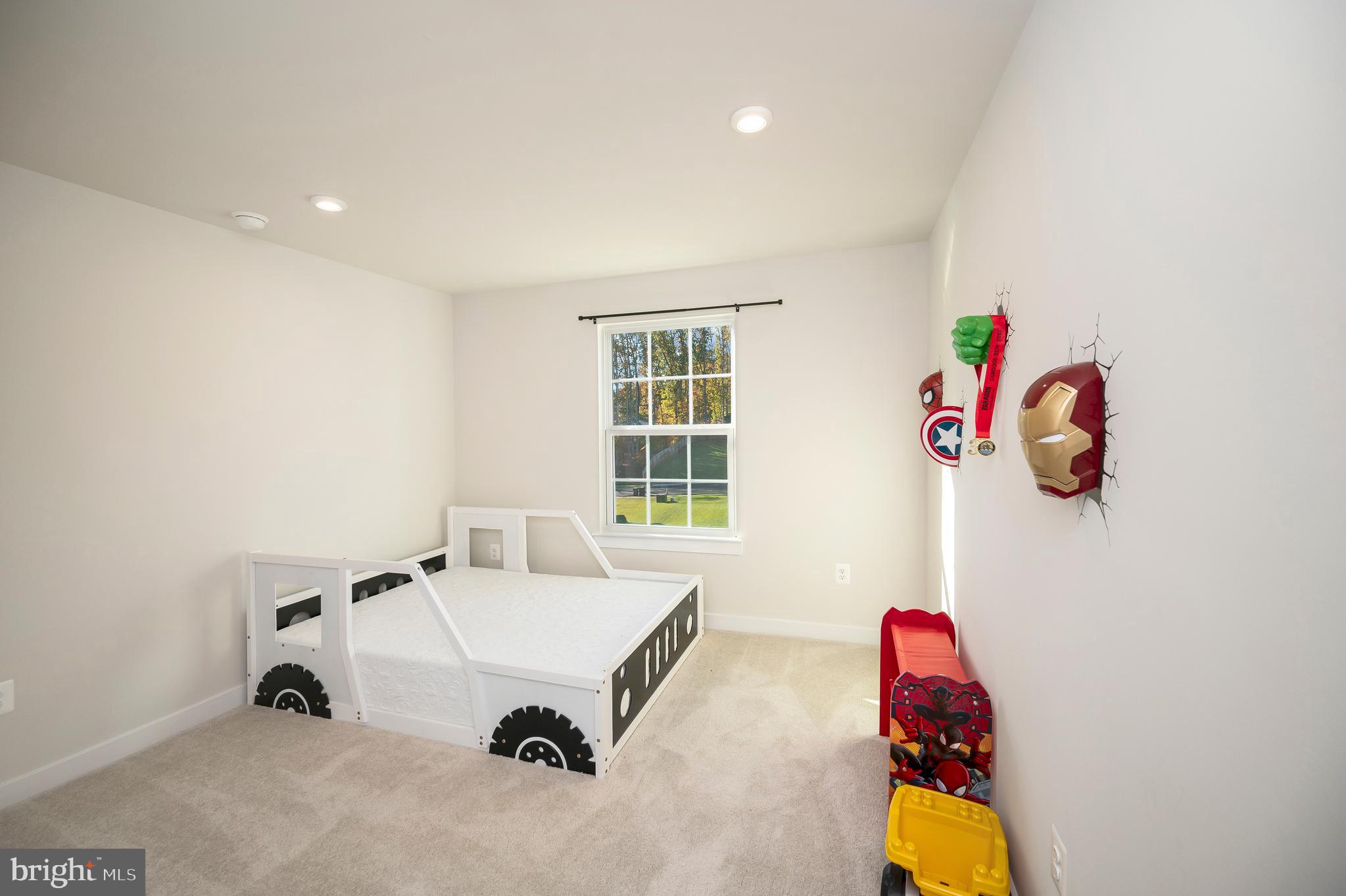 8803 ZOE COURT