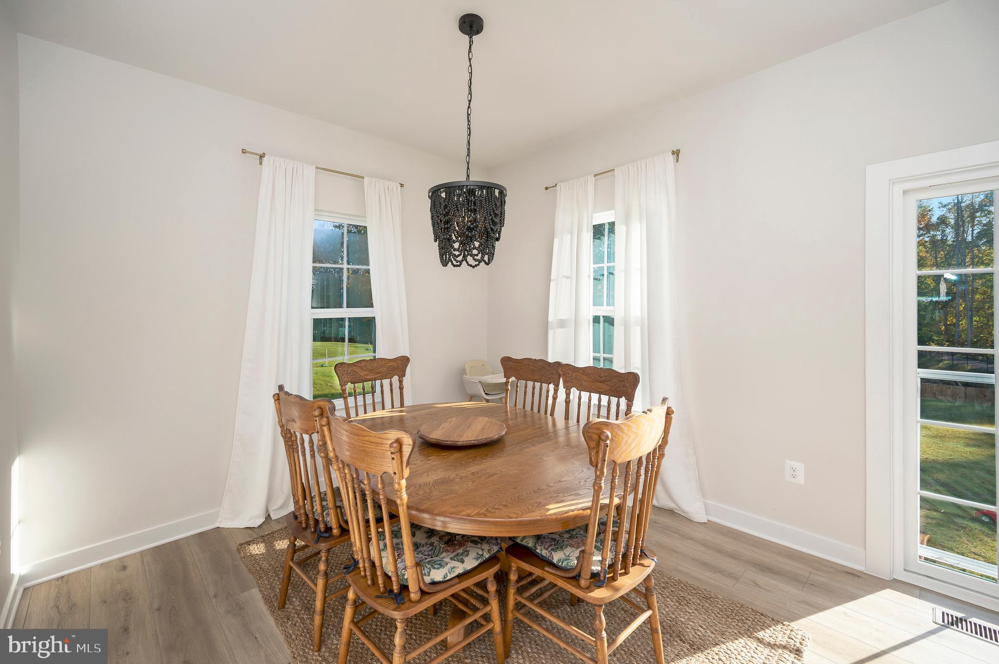 8803 ZOE COURT