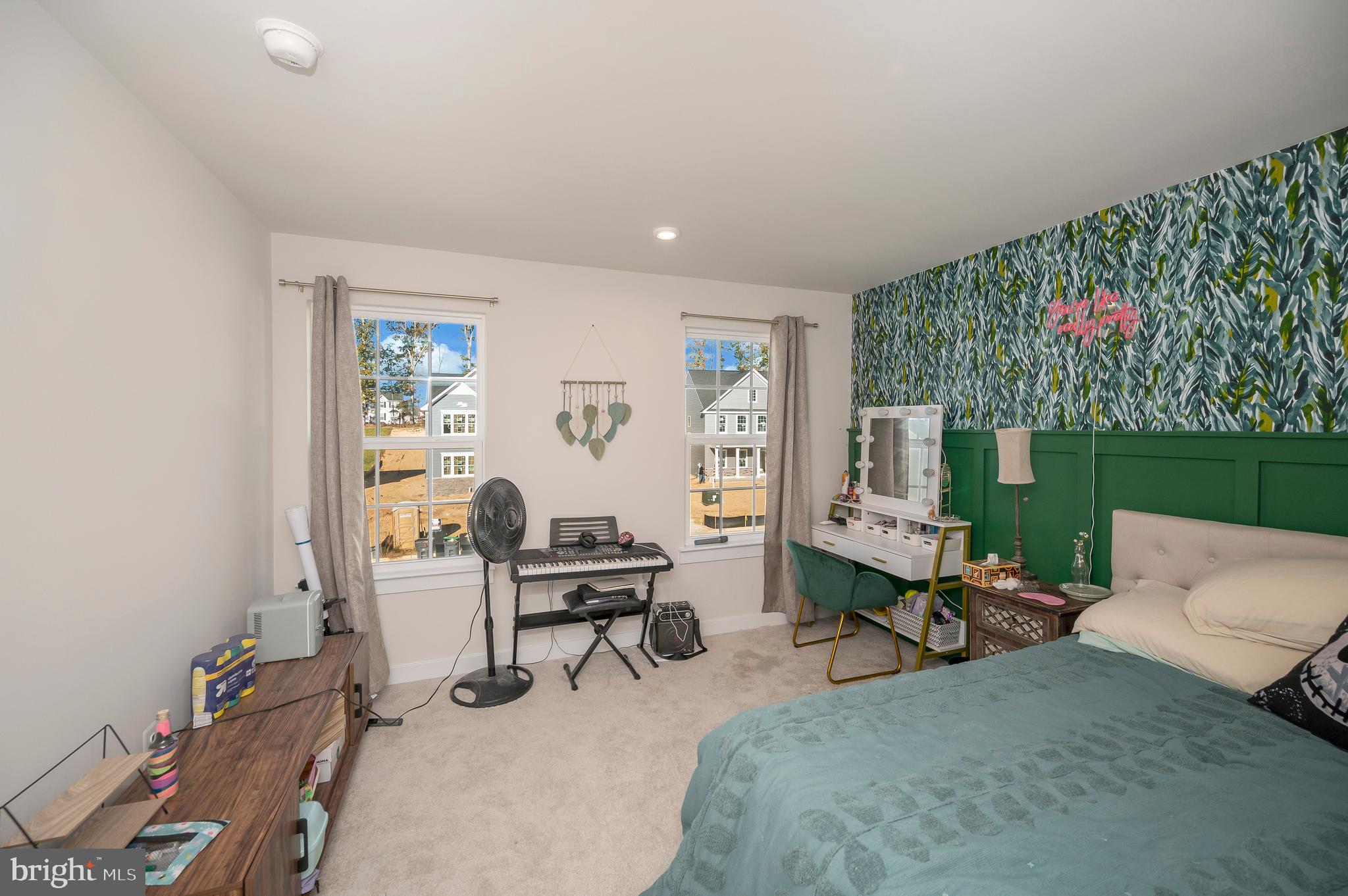 8803 ZOE COURT