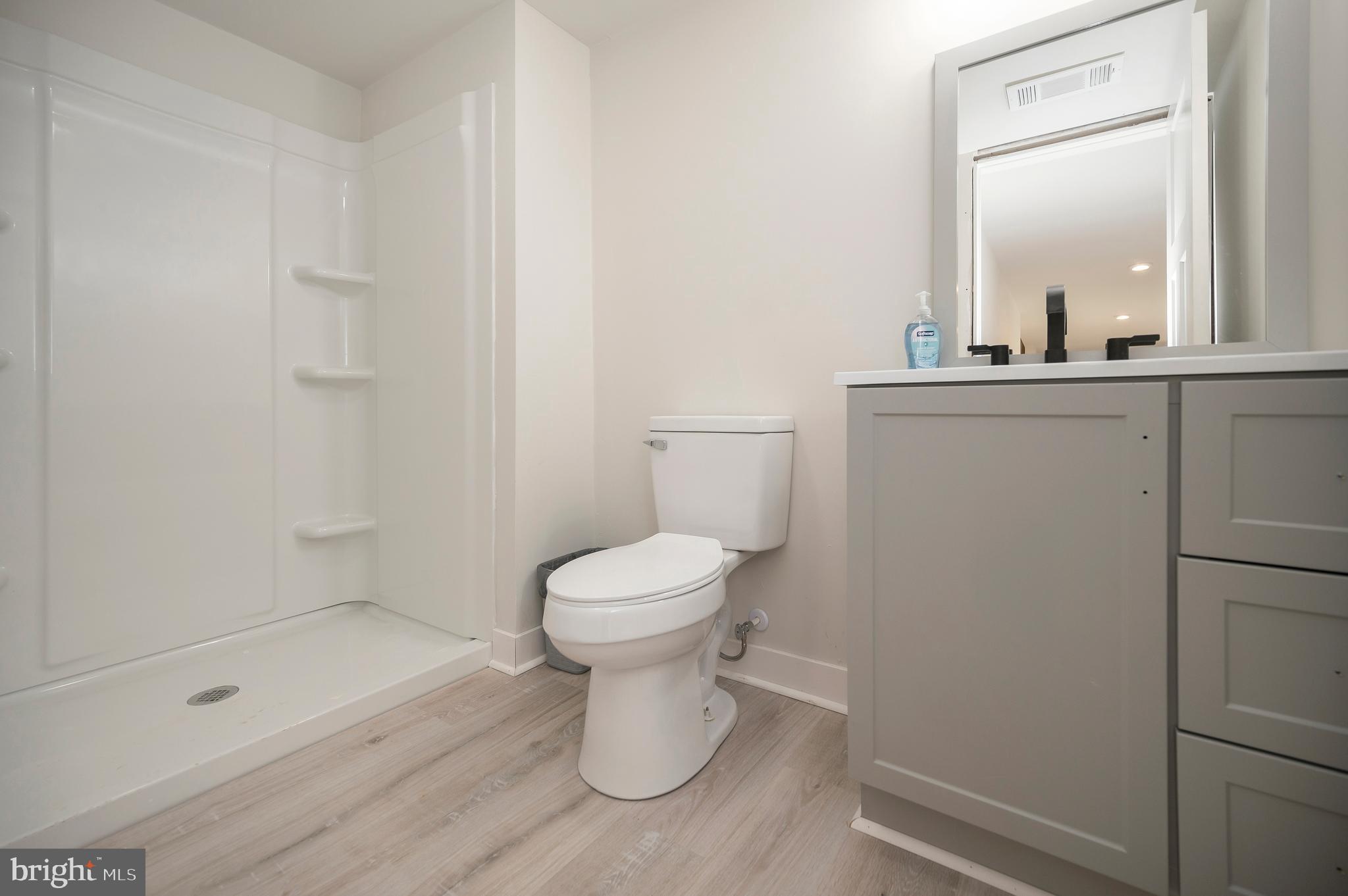8803 ZOE COURT