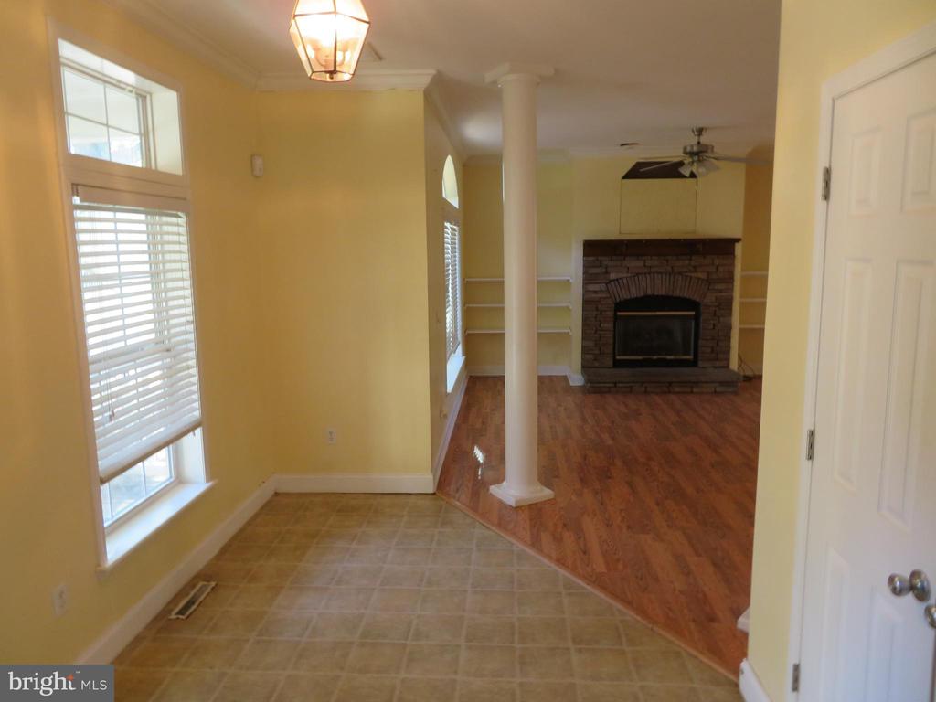 11712 POST OAK ROAD