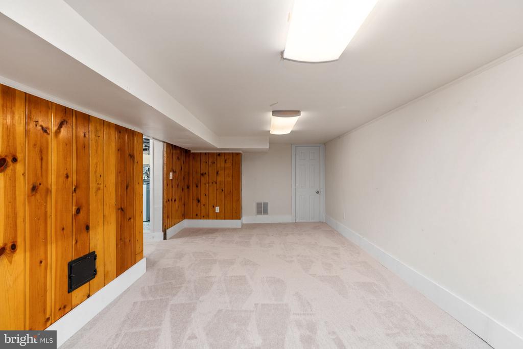 12218 SPOTSWOOD FURNACE LANE