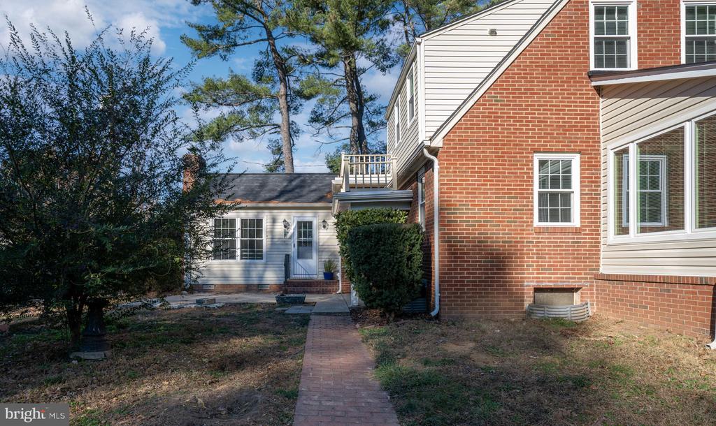 12218 SPOTSWOOD FURNACE LANE
