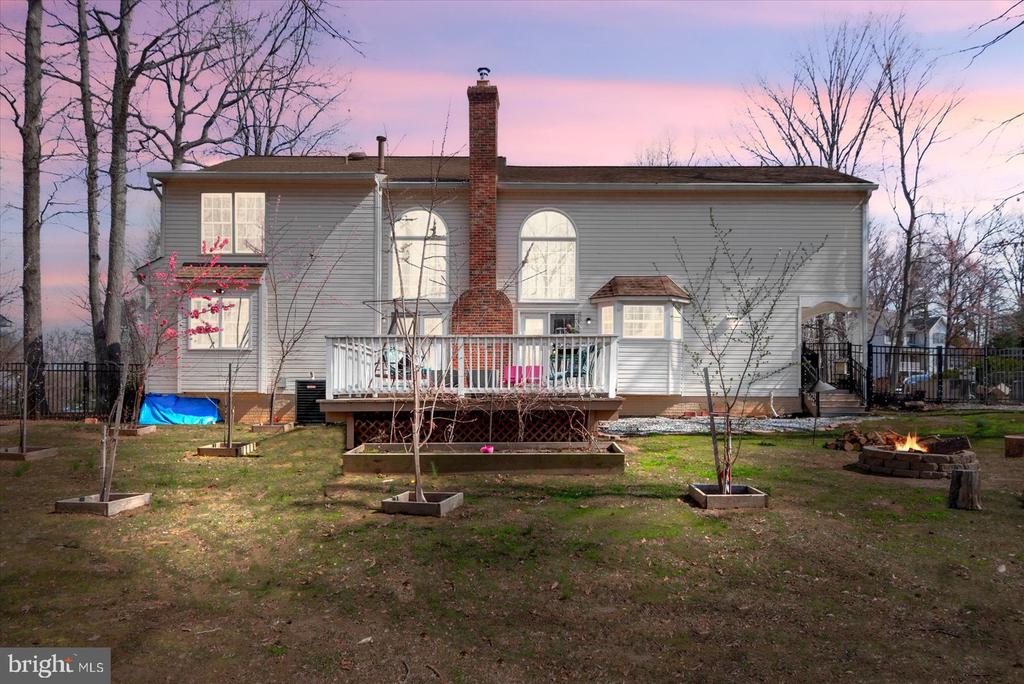 6610 WILLOW POND DRIVE