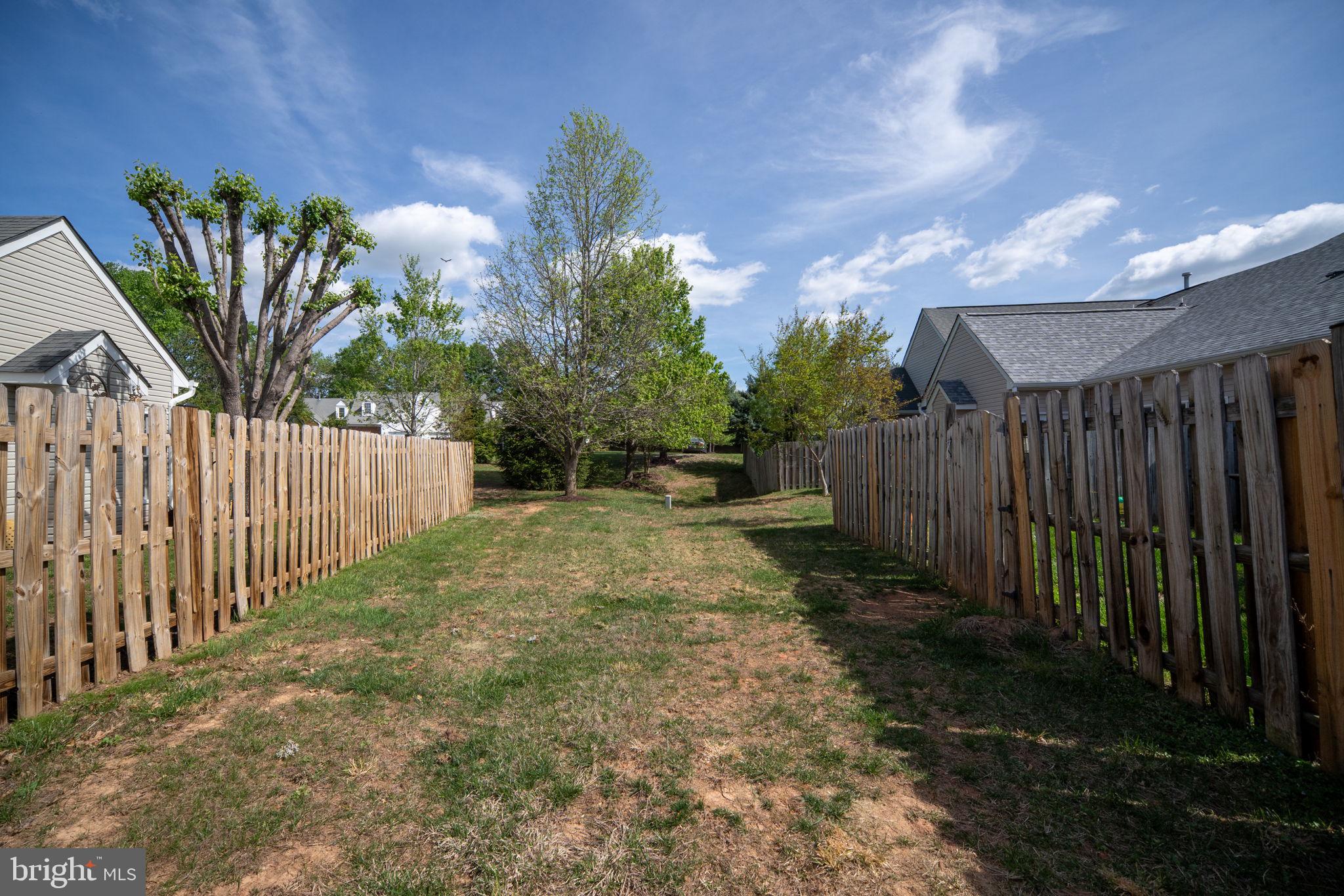 11408 MACON DRIVE