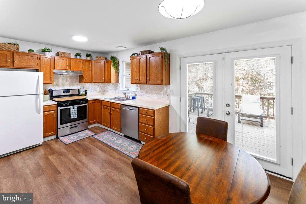 9824 DOMINION FOREST CIRCLE