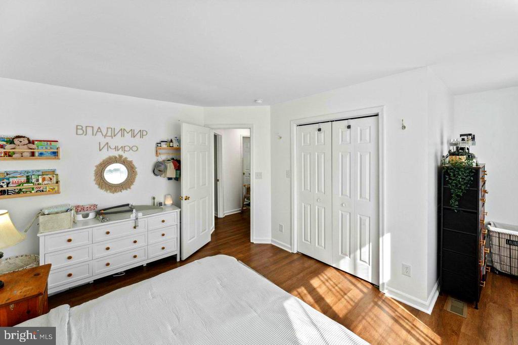 9824 DOMINION FOREST CIRCLE