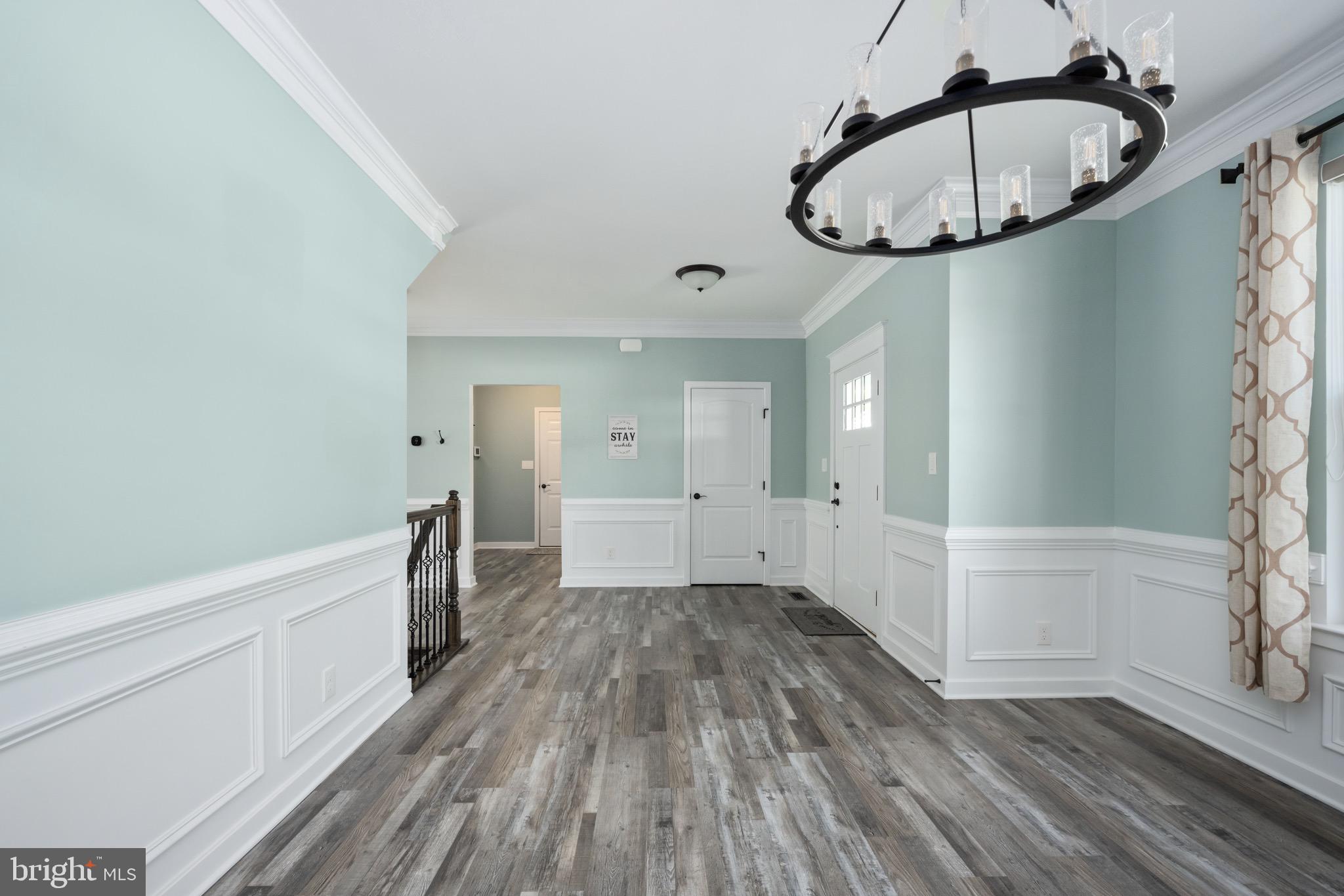 10811 HONORABLE COURT