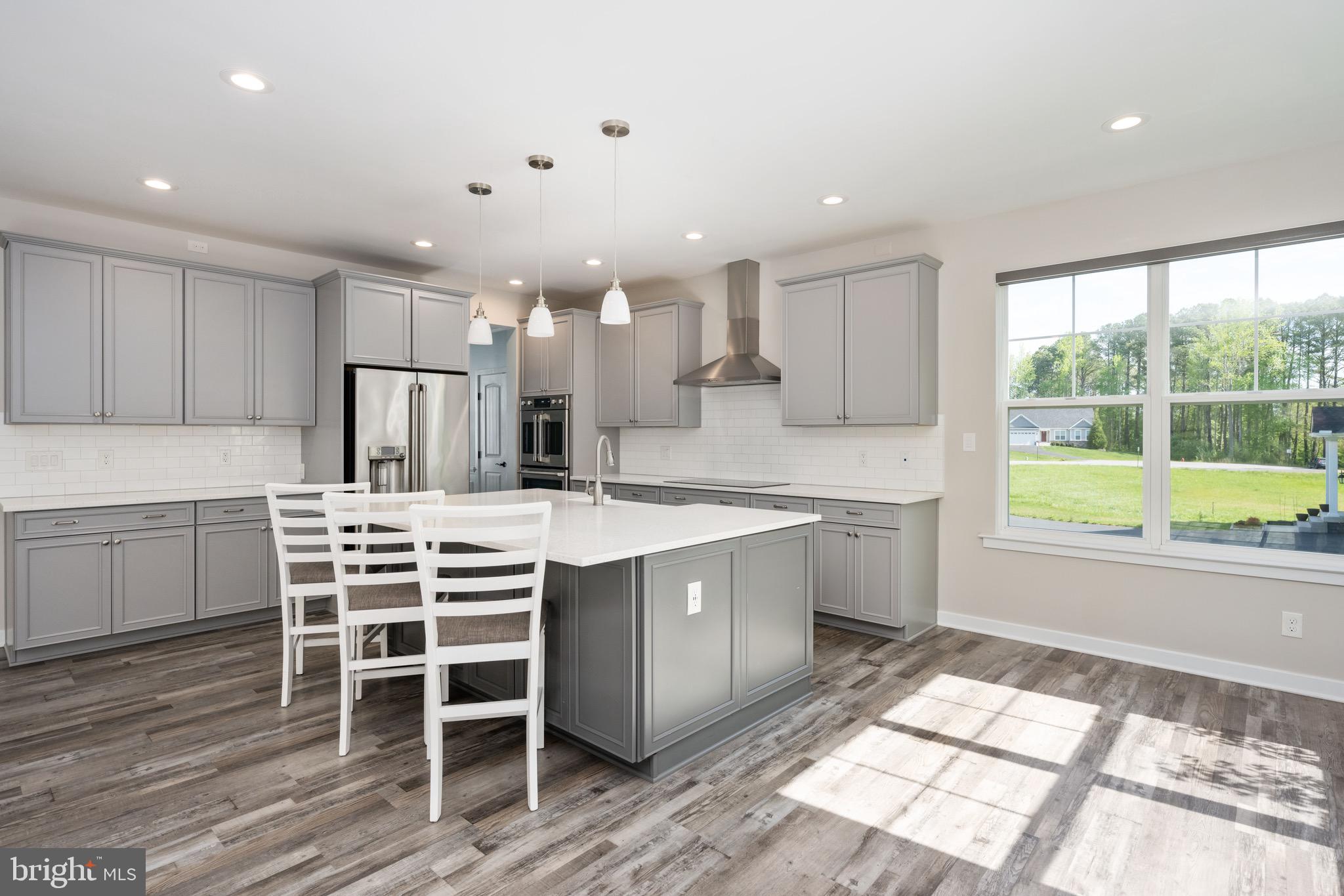 10811 HONORABLE COURT