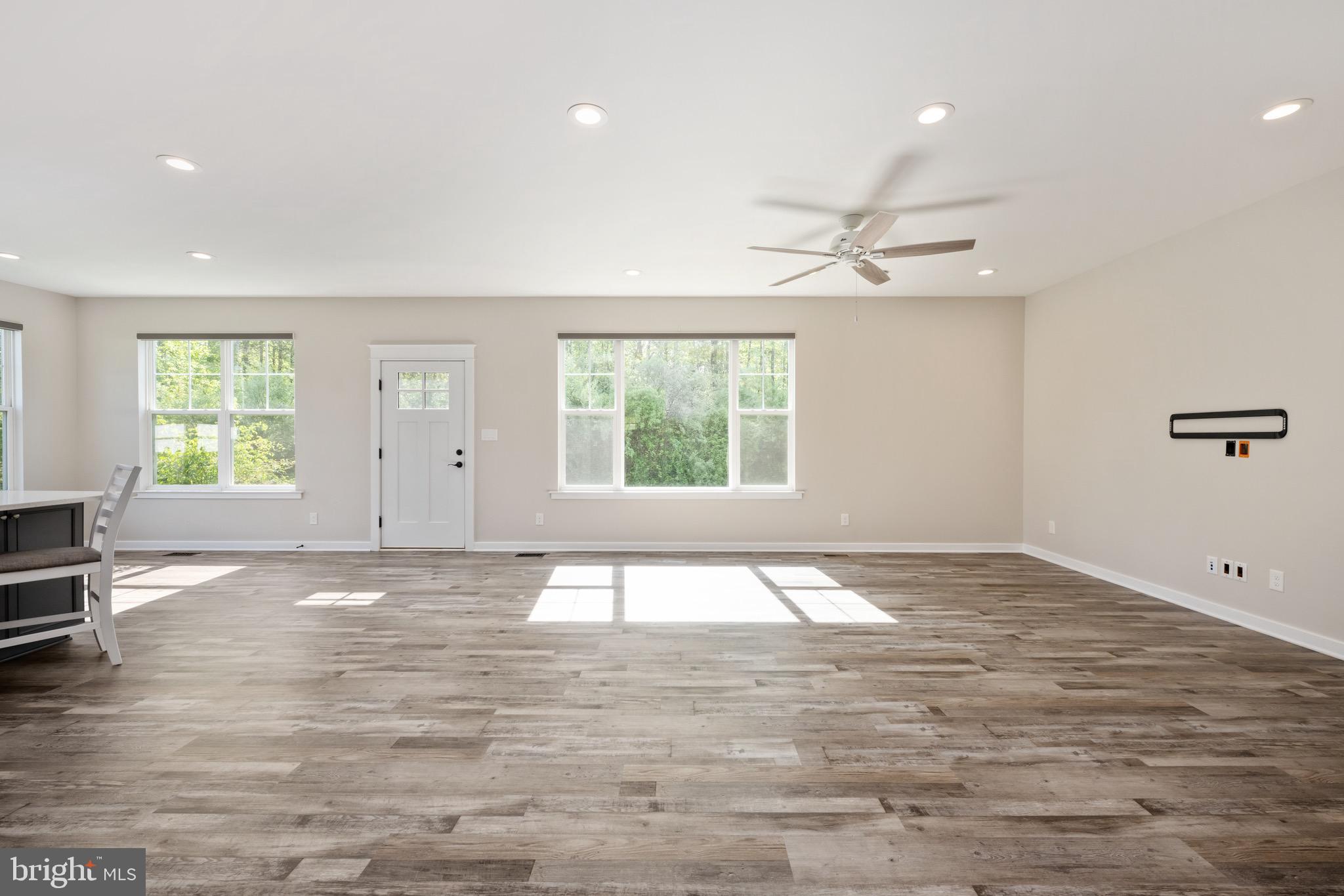 10811 HONORABLE COURT