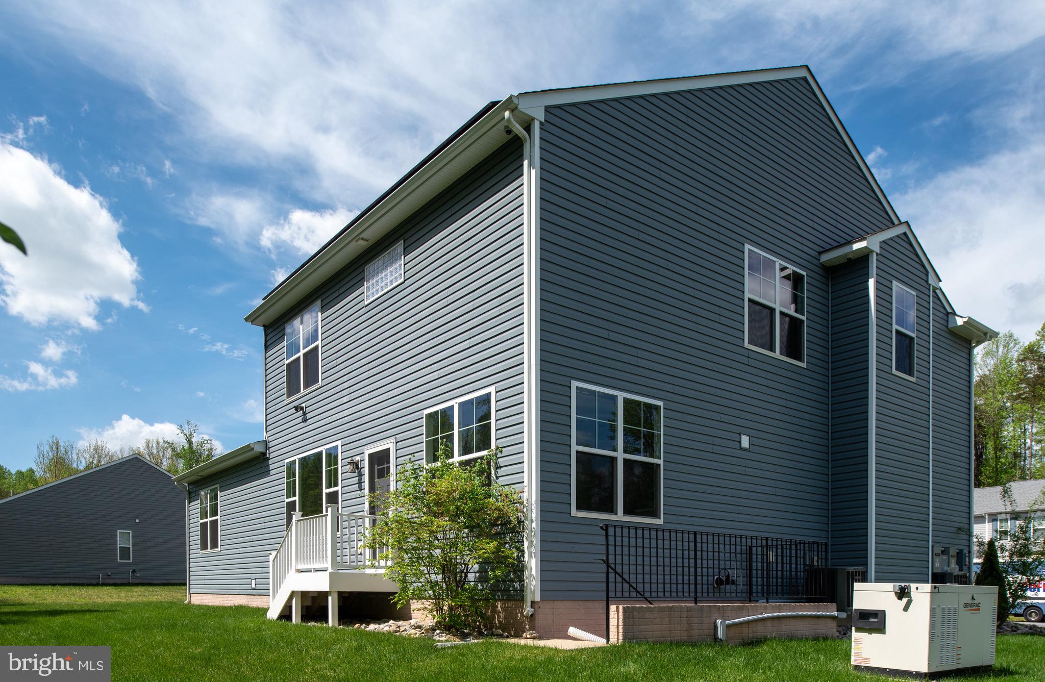 10811 HONORABLE COURT