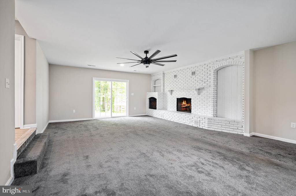 11202 MEADOWLARK LANE