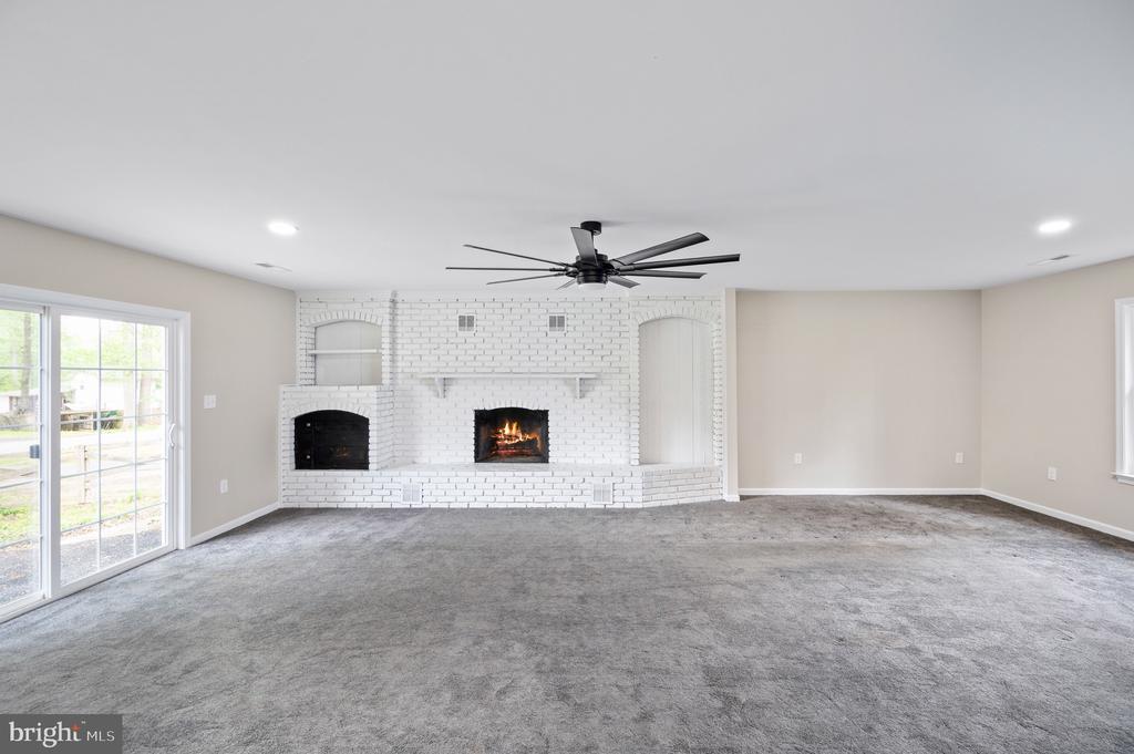 11202 MEADOWLARK LANE