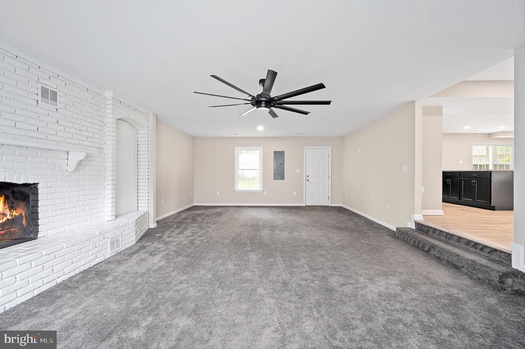 11202 MEADOWLARK LANE