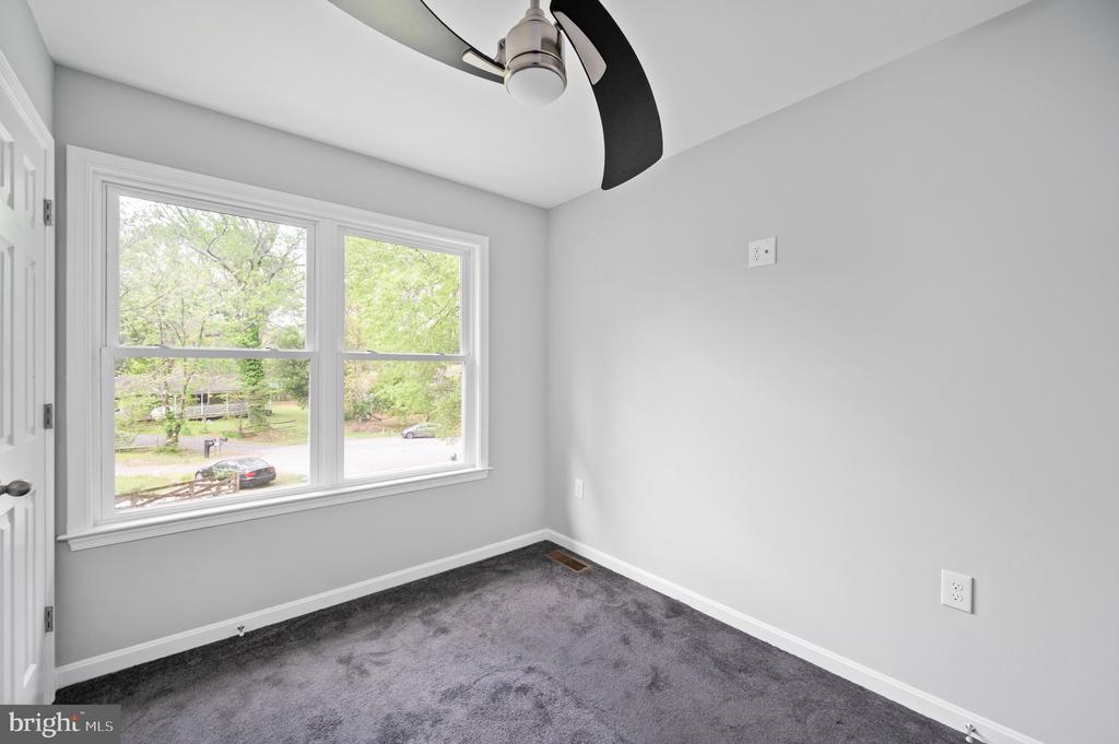 11202 MEADOWLARK LANE