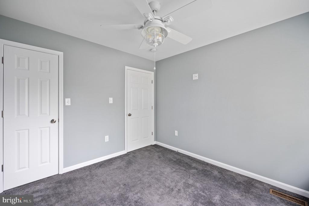 11202 MEADOWLARK LANE