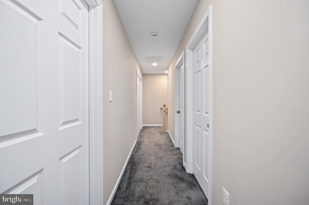 11202 MEADOWLARK LANE