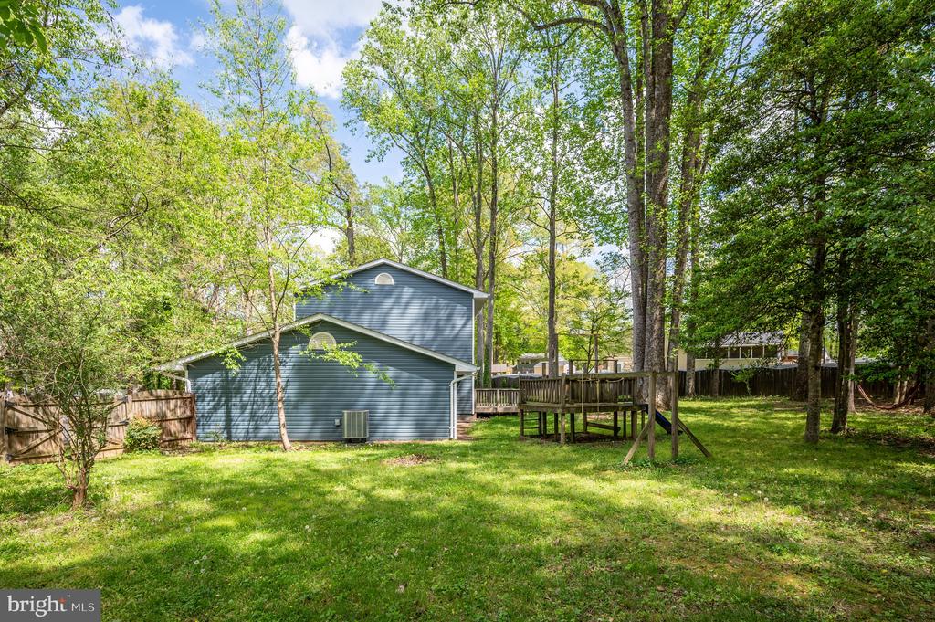 11202 MEADOWLARK LANE