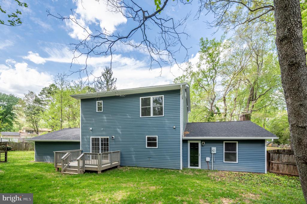 11202 MEADOWLARK LANE