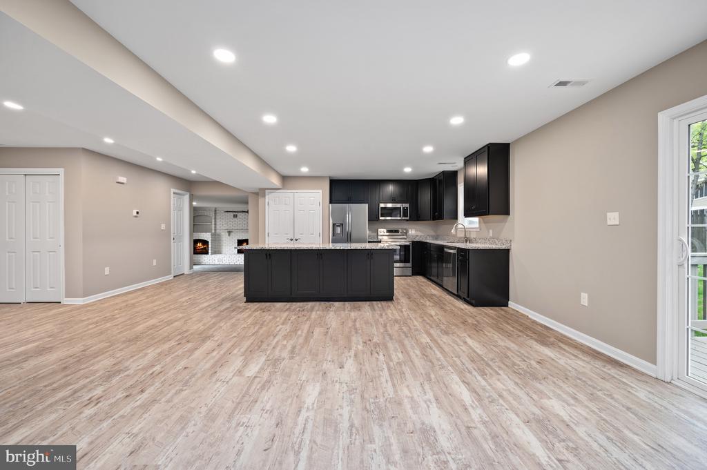 11202 MEADOWLARK LANE