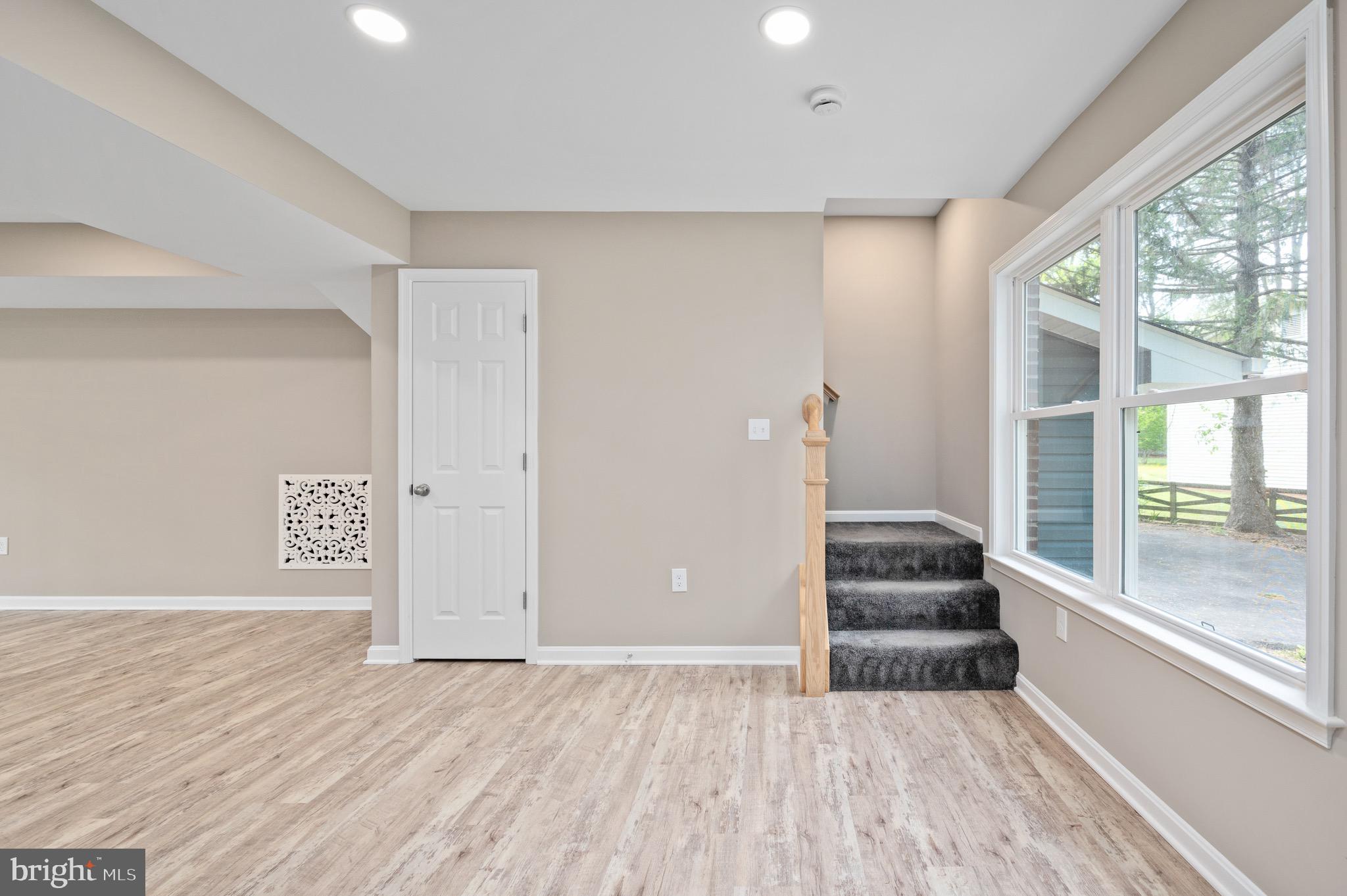 11202 MEADOWLARK LANE