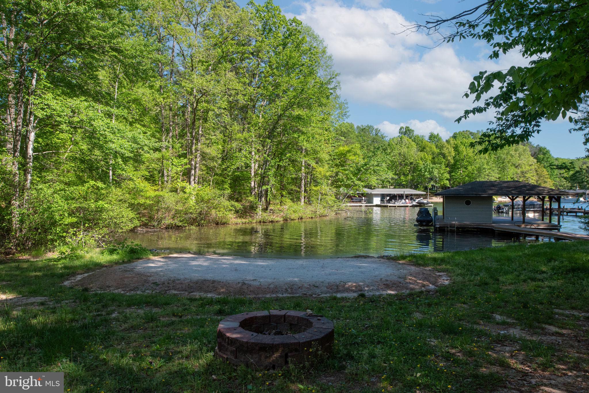 2307 WATERSIDE DRIVE