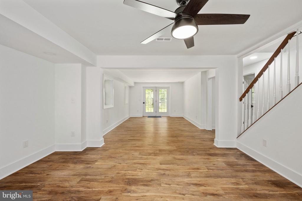 2307 WATERSIDE DRIVE