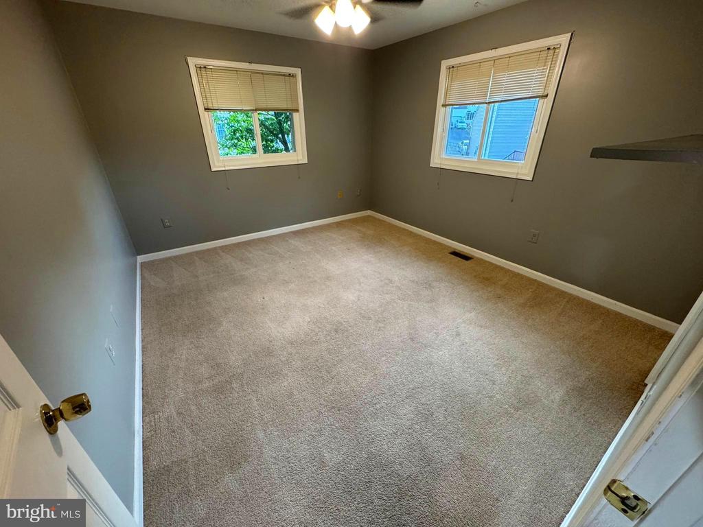 7414 HARVEST LANE