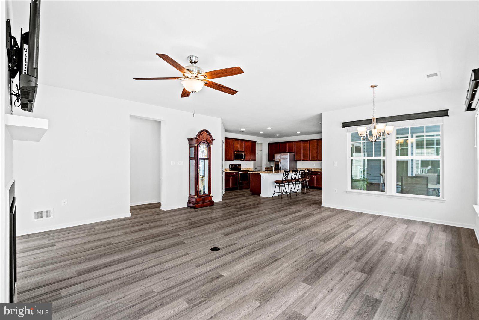 6607 GOLDEN PHEASANT RUN