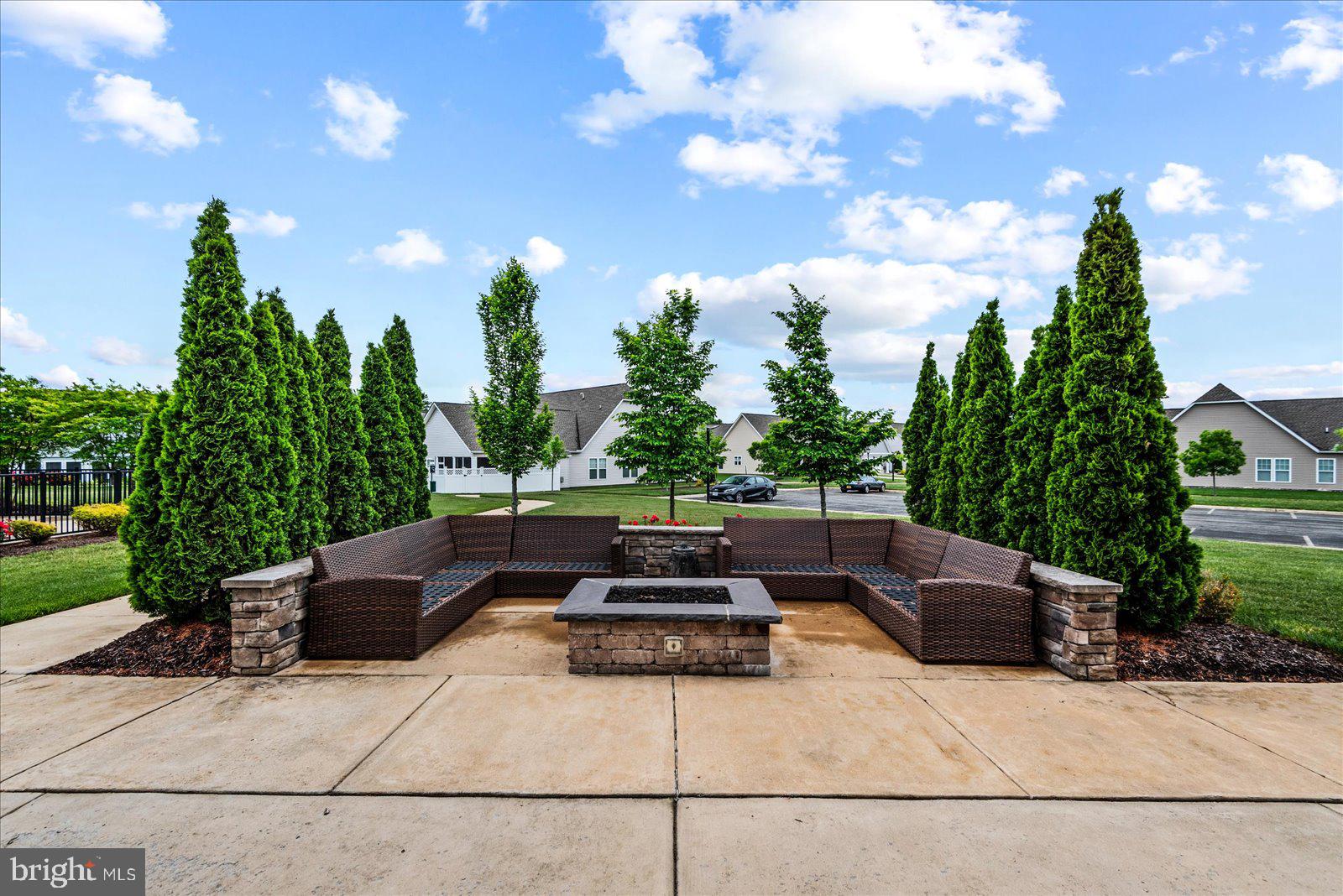 6607 GOLDEN PHEASANT RUN