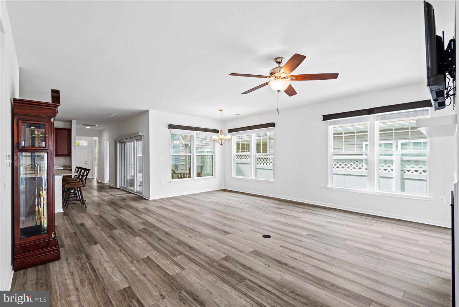 6607 GOLDEN PHEASANT RUN