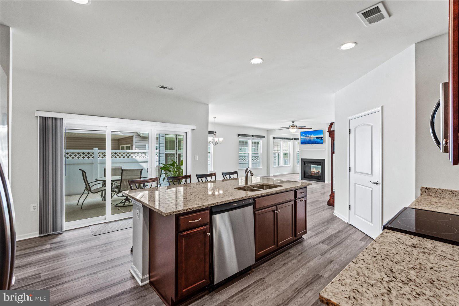 6607 GOLDEN PHEASANT RUN