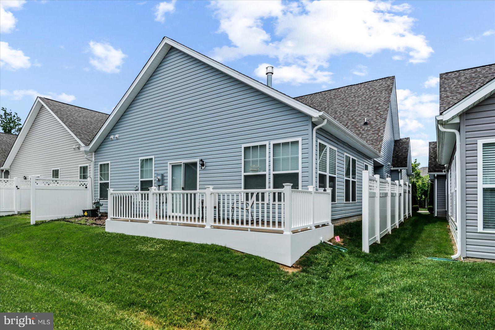 6607 GOLDEN PHEASANT RUN