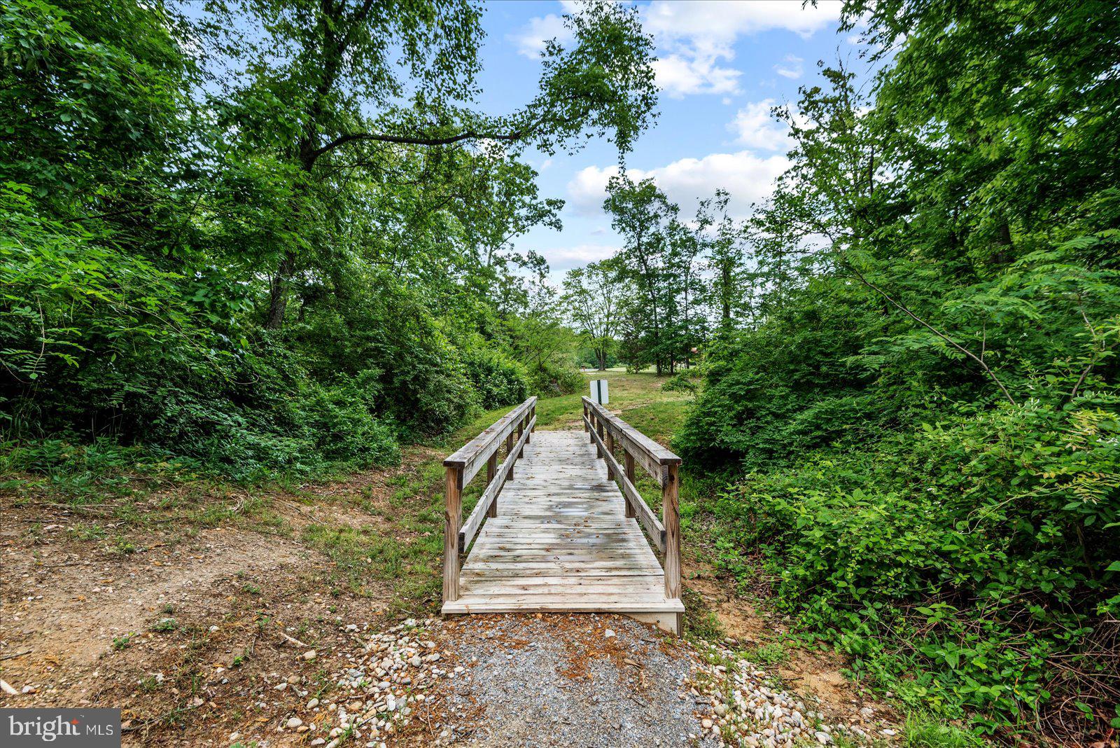 6607 GOLDEN PHEASANT RUN