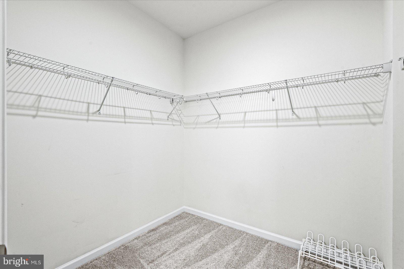 6607 GOLDEN PHEASANT RUN