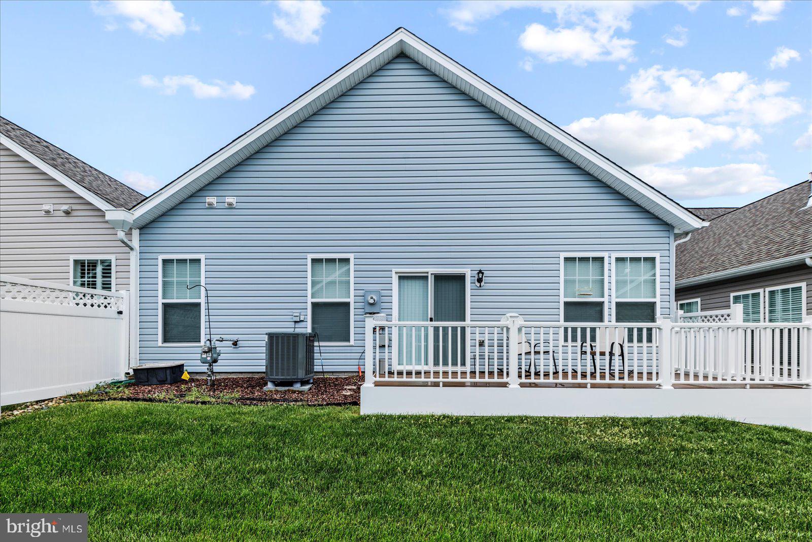 6607 GOLDEN PHEASANT RUN