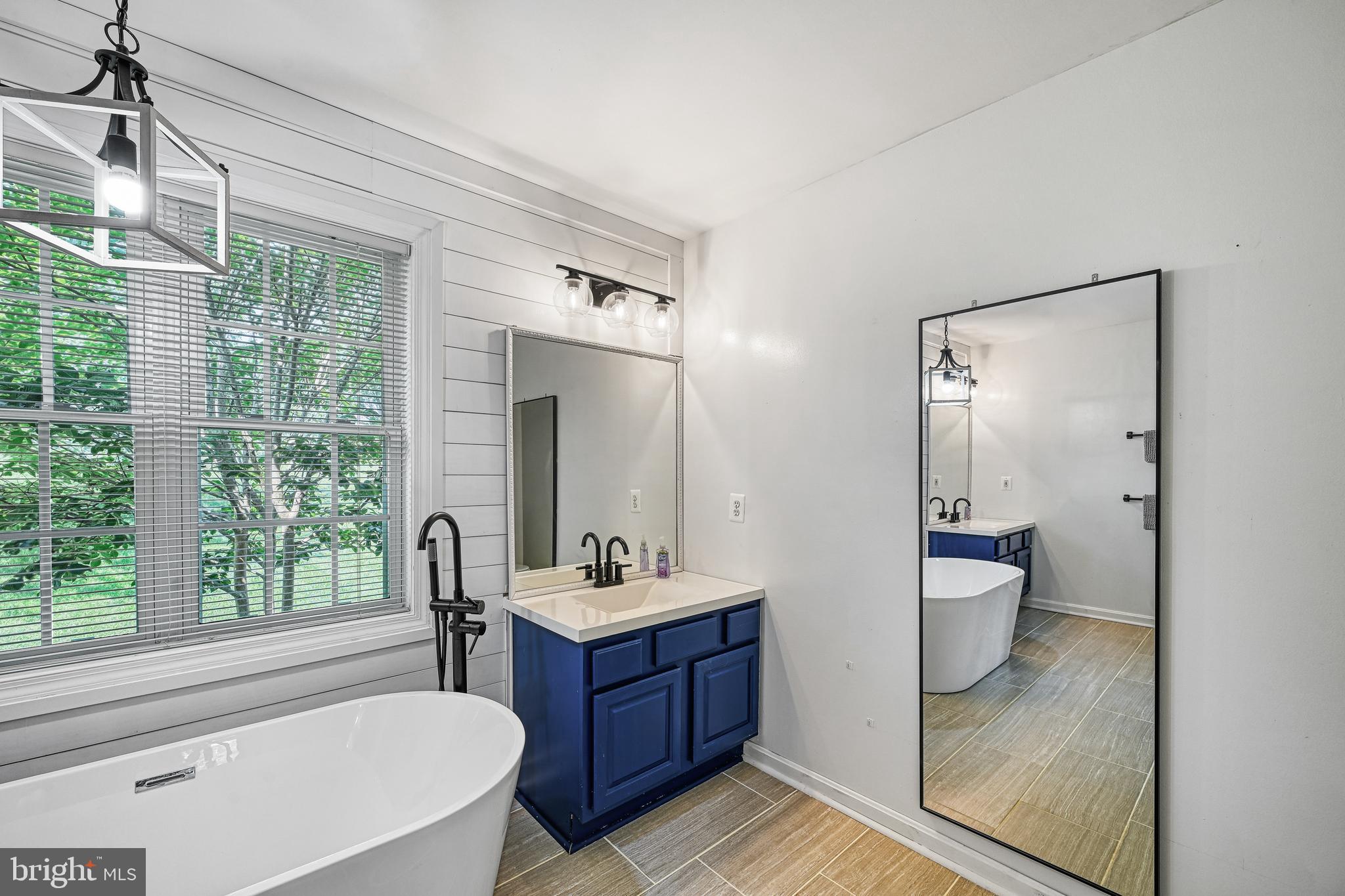 15513 CHESTNUT TREE COURT