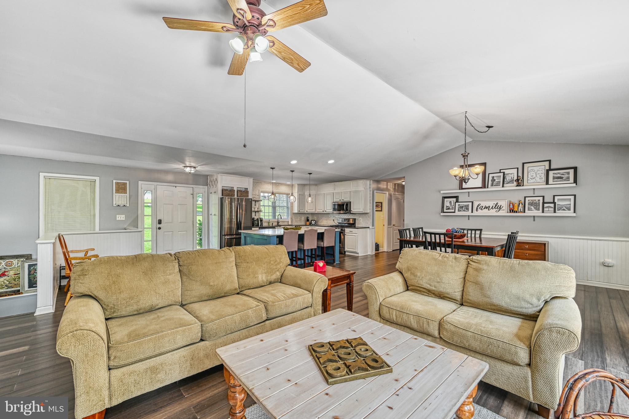 15513 CHESTNUT TREE COURT