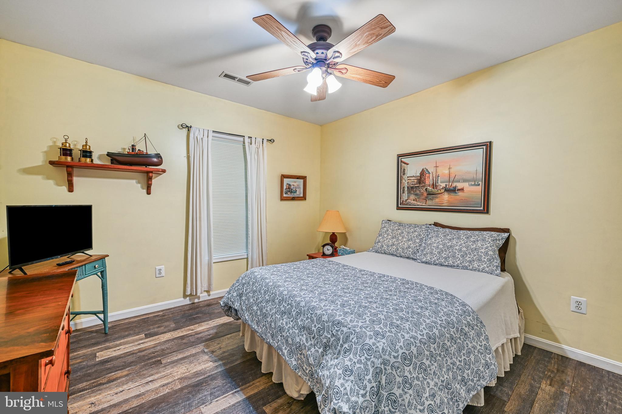 15513 CHESTNUT TREE COURT