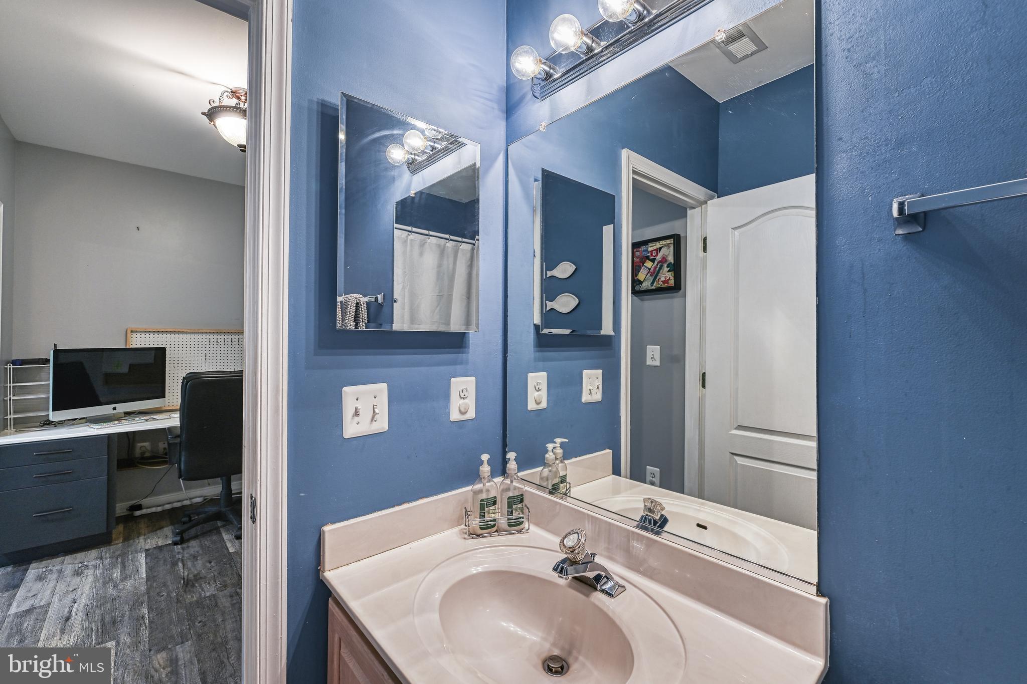 15513 CHESTNUT TREE COURT