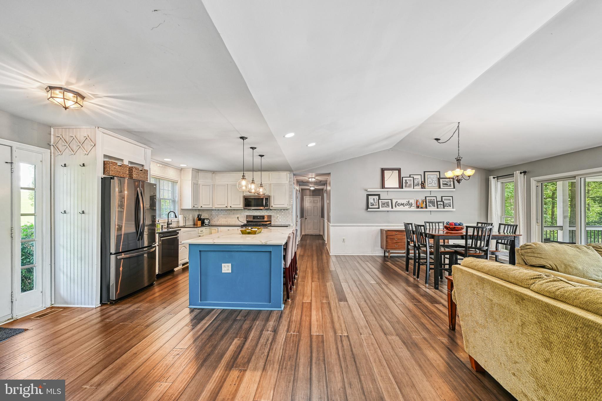 15513 CHESTNUT TREE COURT
