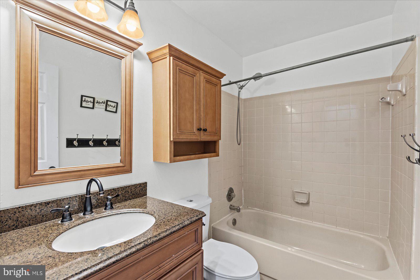 11015 ABBEY LANE