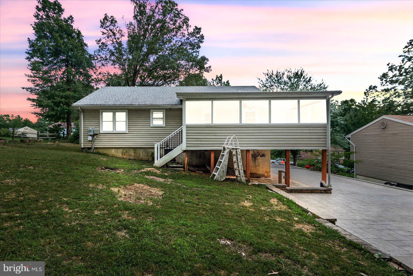 11015 ABBEY LANE