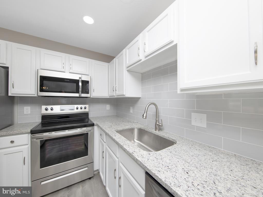 11305 WYTHEVILLE LANE