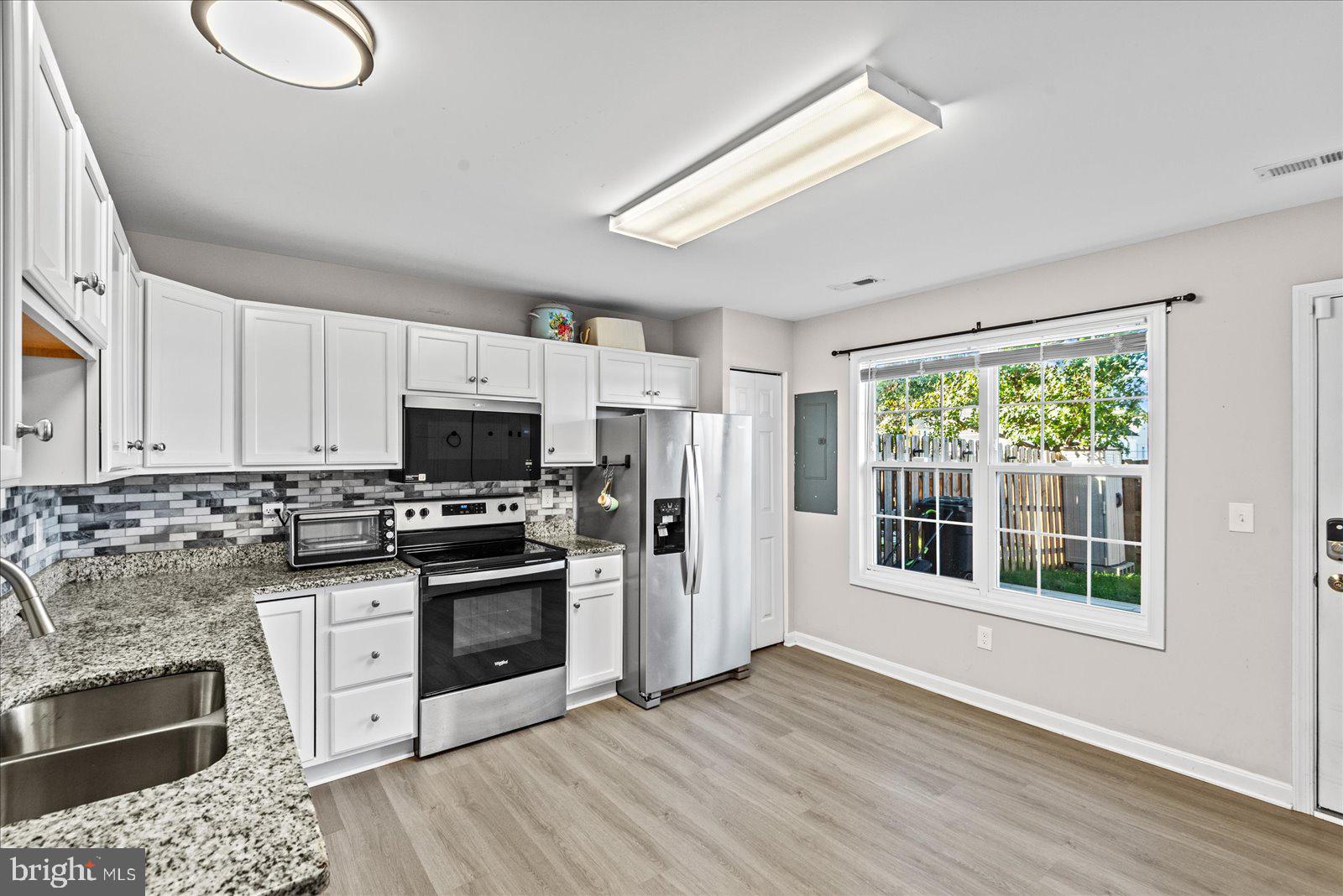 9806 COVENTRY CREEK DRIVE