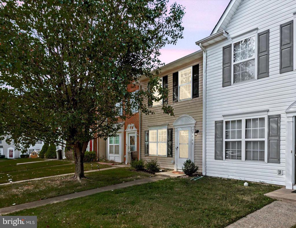 9806 COVENTRY CREEK DRIVE