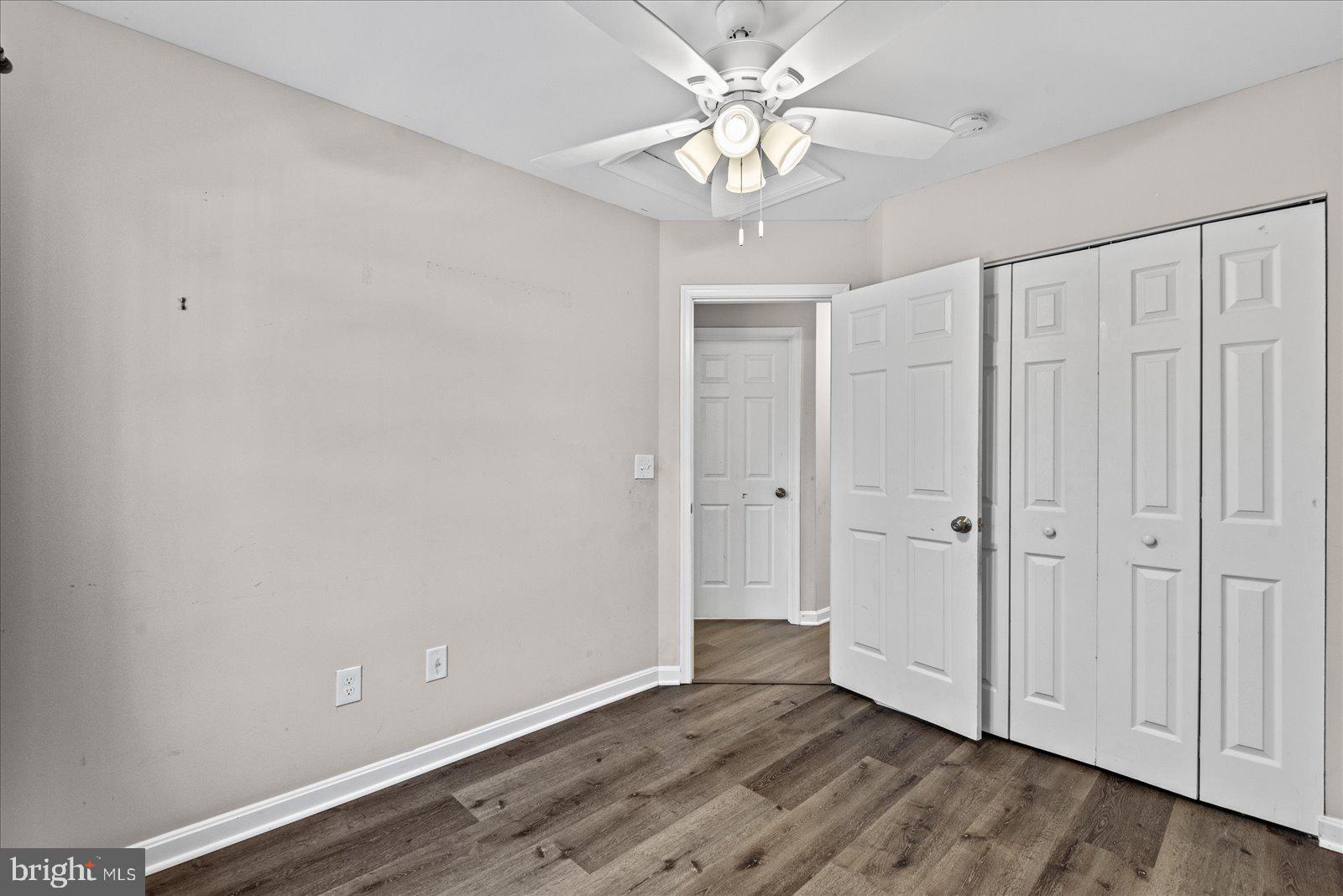 9806 COVENTRY CREEK DRIVE