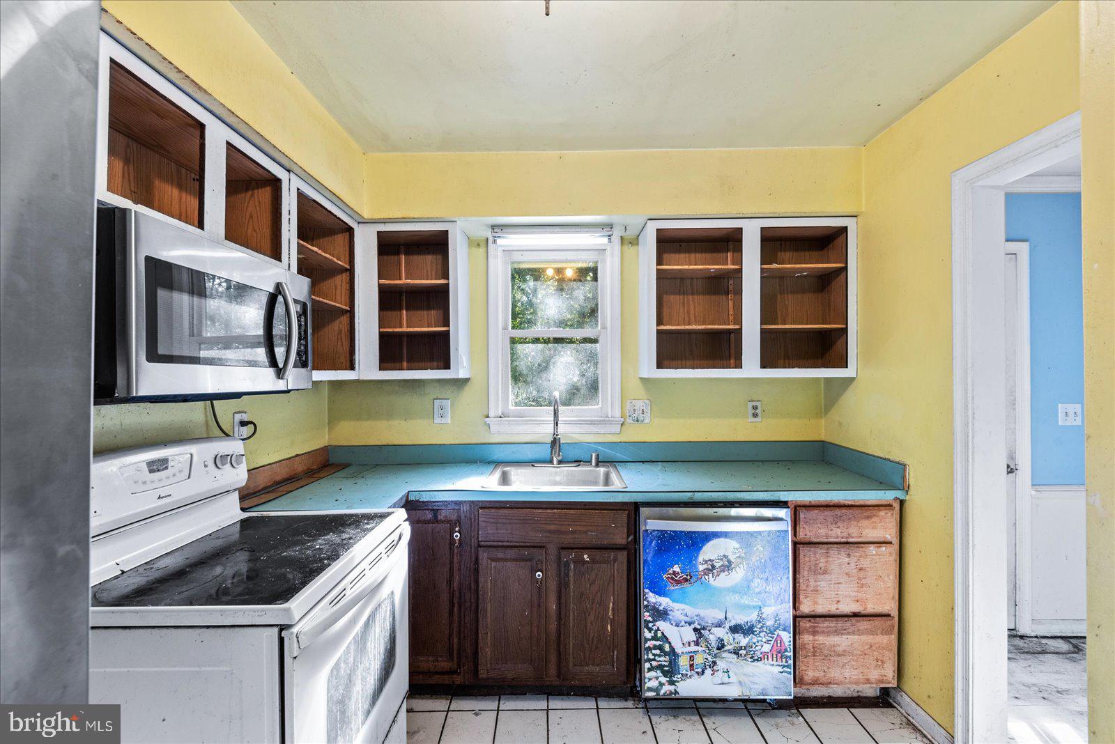 10711 ANN DAVIS DRIVE