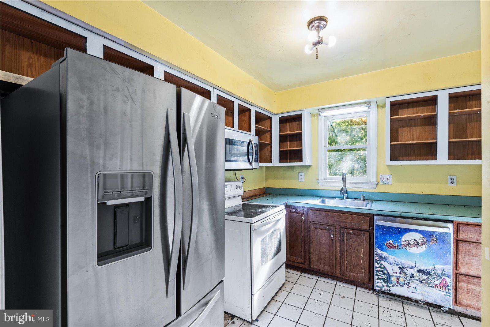 10711 ANN DAVIS DRIVE