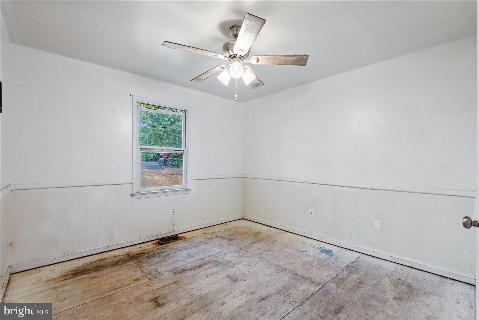 10711 ANN DAVIS DRIVE